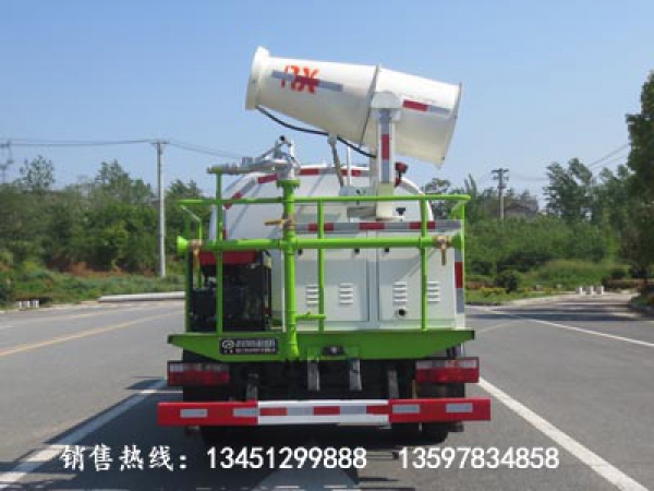 東風(fēng)4噸綠化噴灑車|打藥車(國六)